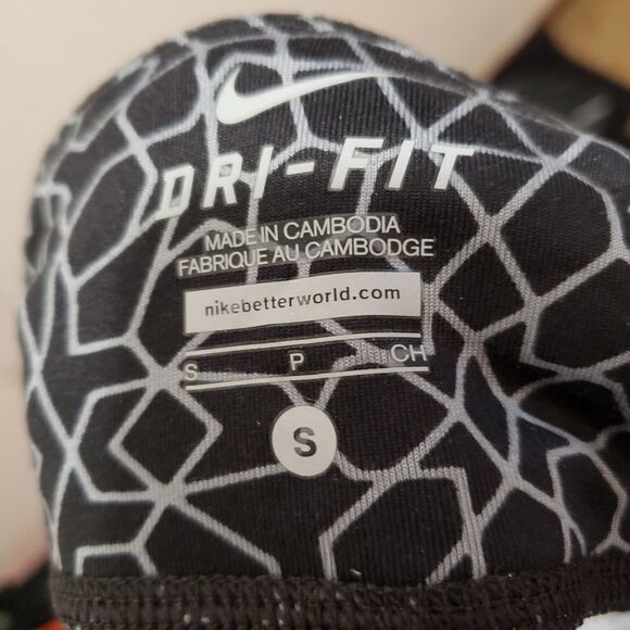 *Nike dry fit leggings, SP - Picture 3 of 3